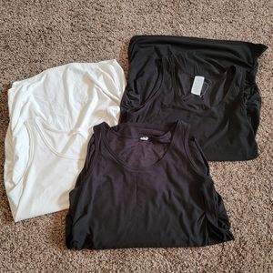 3 Maternity tank tops, size M